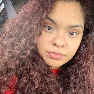 Meet your Posher, Cindy